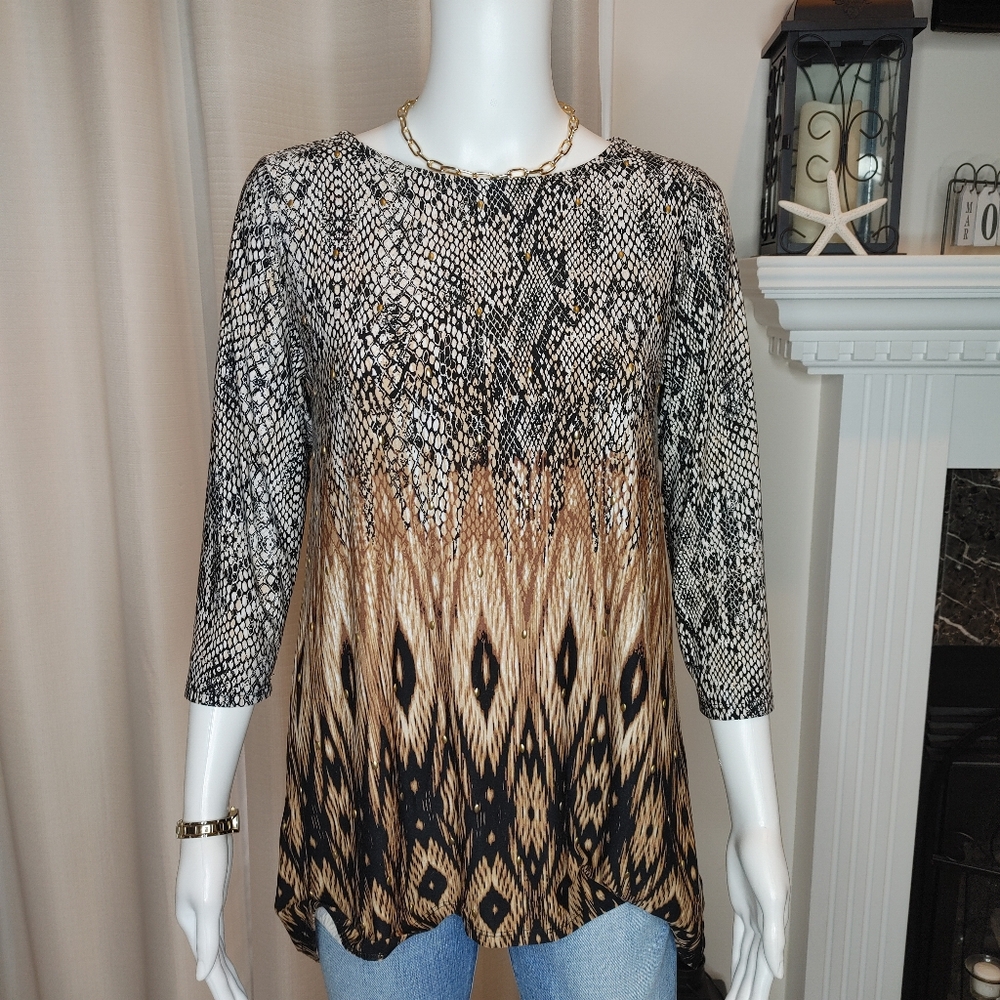 Ruby Rd. petite 3/4 Sleeve Reptile Patterned Top, Black Brown PS